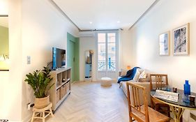 L48 Smart 1 Bdr Ac. Centre 10Mins Sea